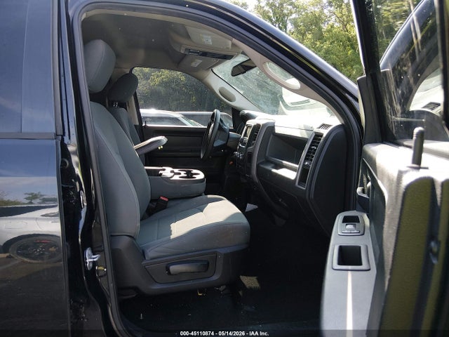 Ram 1500 Express  4x2 5'7 Box