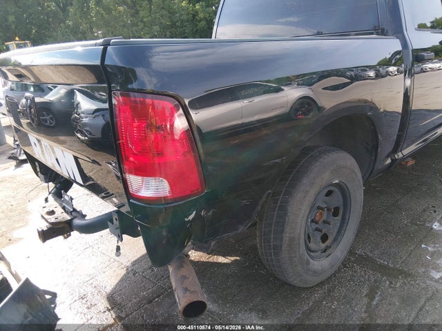 Ram 1500 Express  4x2 5'7 Box