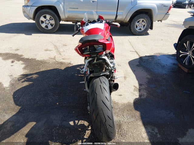 Ducati Panigale V2