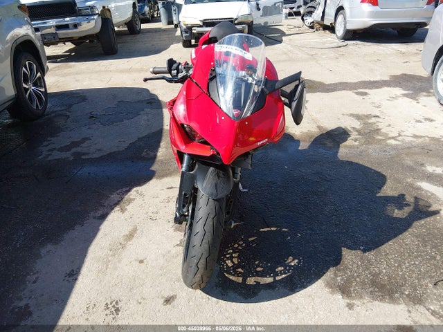 Ducati Panigale V2