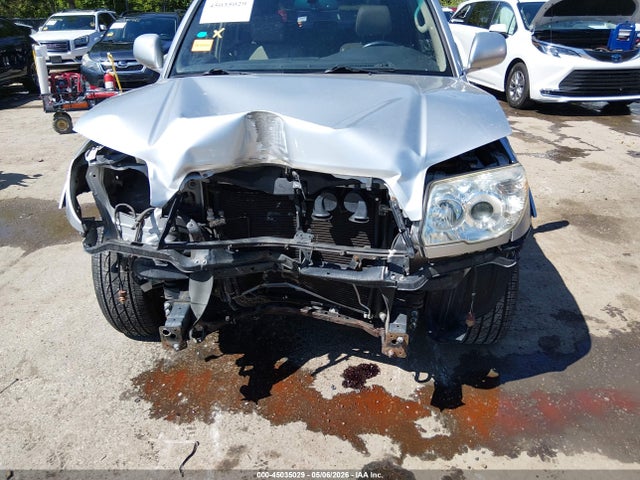 Toyota 4Runner Limited V6