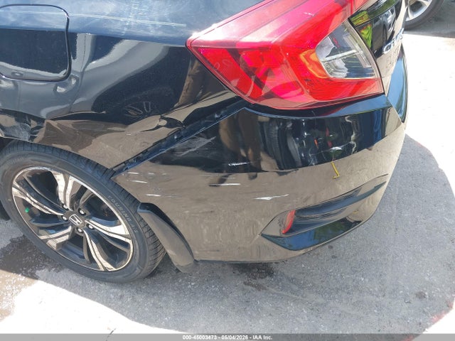 Honda Civic Touring