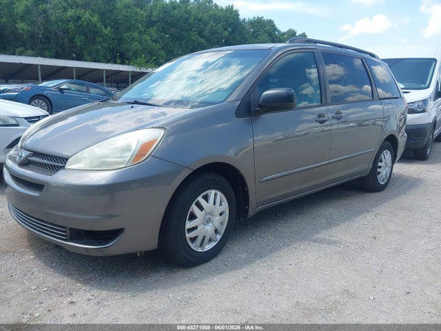 Toyota Sienna Le