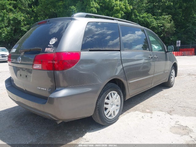 Toyota Sienna Le