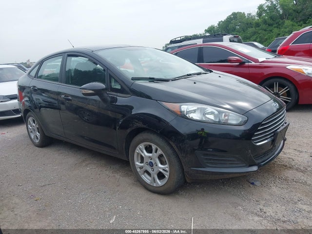 Salvage Ford Fiesta Image