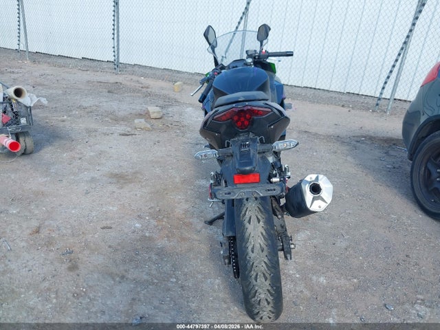 Kawasaki Ex500