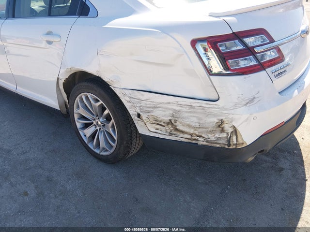 Ford Taurus Limited
