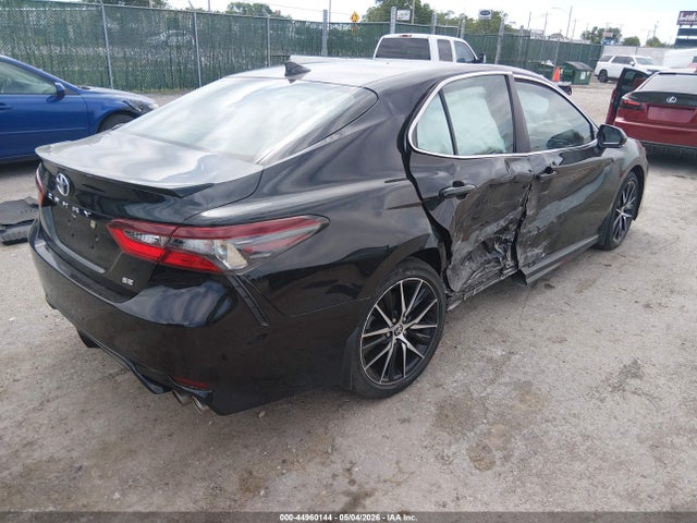 Toyota Camry Se