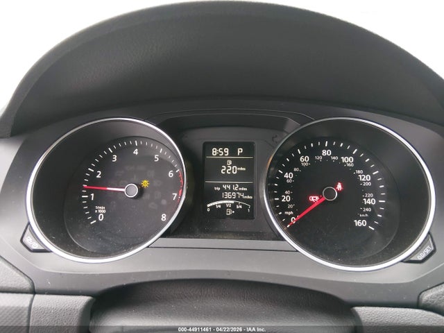 Volkswagen Jetta 1.4t S