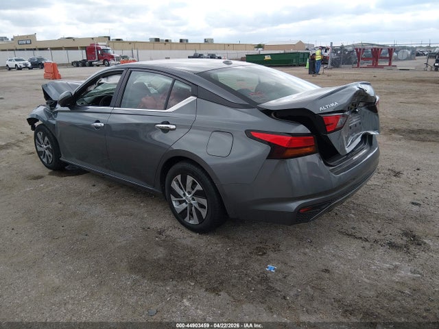 Nissan Altima S Fwd