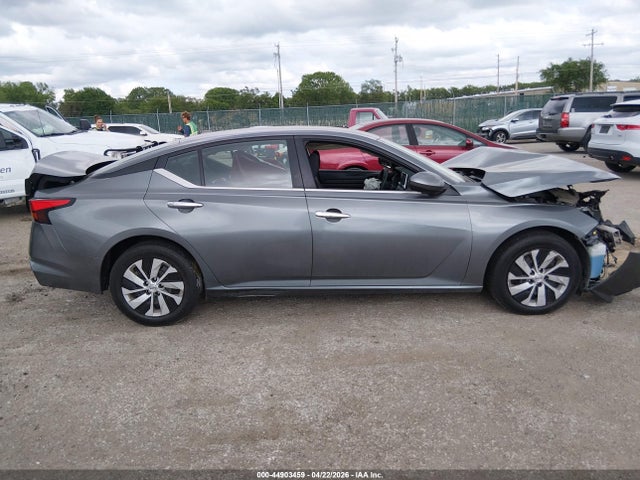 Nissan Altima S Fwd