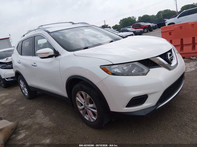 Salvage Nissan Rogue Image