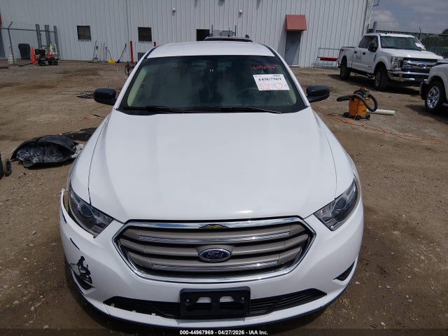 Ford Taurus Se