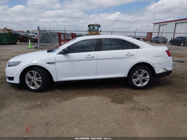 Ford Taurus Se
