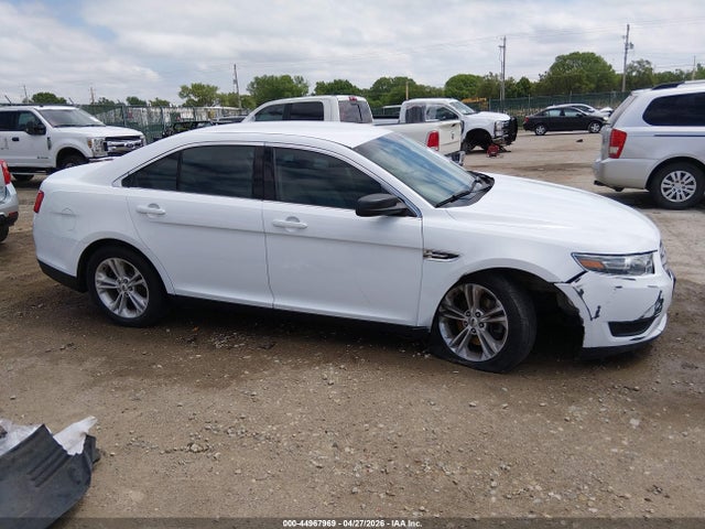 Ford Taurus Se
