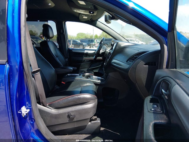 Dodge Grand Caravan Gt