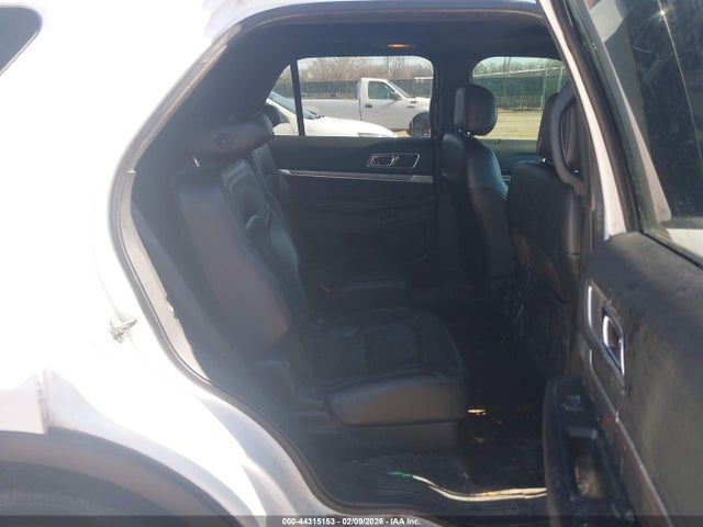 Ford Explorer Sport