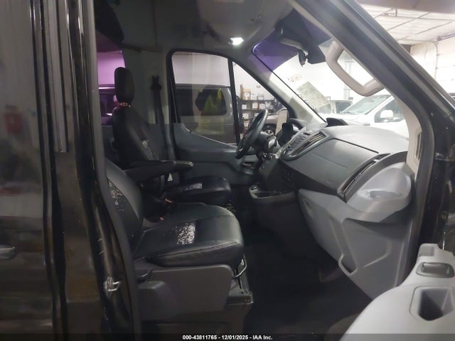 Ford Transit Xlt