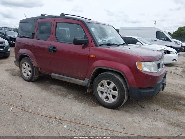 Salvage Honda Element Image