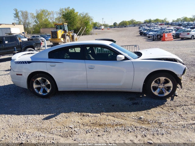 Dodge Charger Se