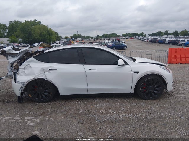 Tesla Model Y Performance Dual Motor All-wheel Drive
