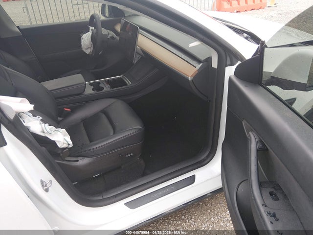 Tesla Model Y Performance Dual Motor All-wheel Drive
