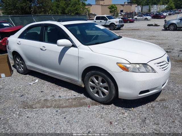 Salvage Toyota Camry Image