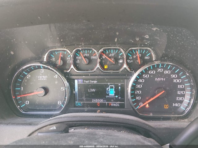 Chevrolet Suburban Lt