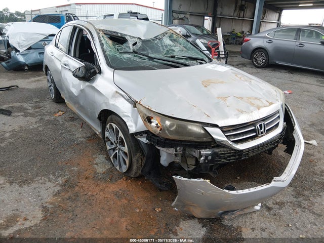 Salvage Honda Accord Image