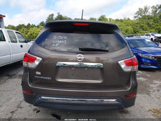 Nissan Pathfinder S