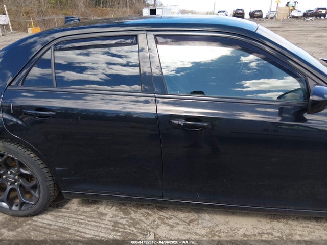 Chrysler 300 300s