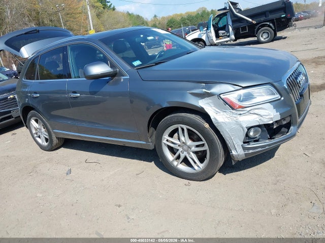 Salvage Audi Q5 Image