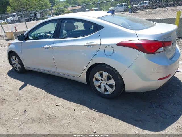 Hyundai ELANTRA Se