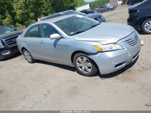 Salvage Toyota Camry Image
