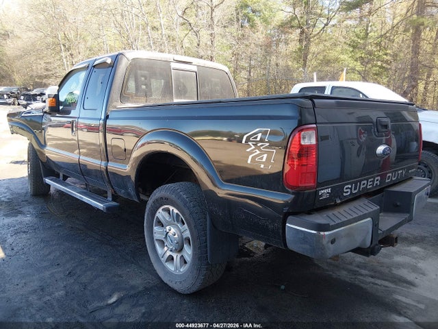Ford F-250 Lariat