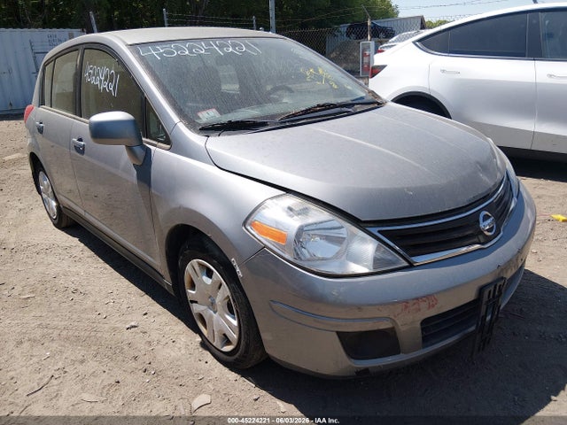 Salvage Nissan Versa Image