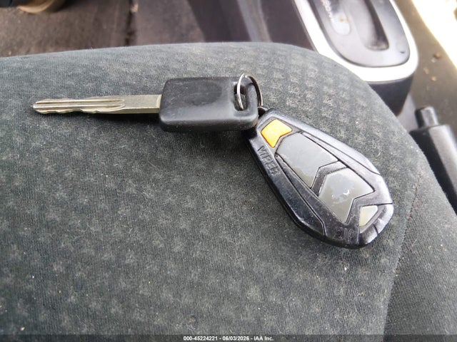 Nissan Versa 1.8 S