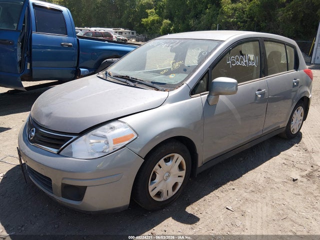 Nissan Versa 1.8 S