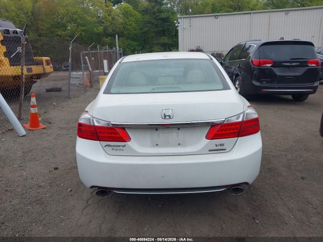 Honda Accord Touring