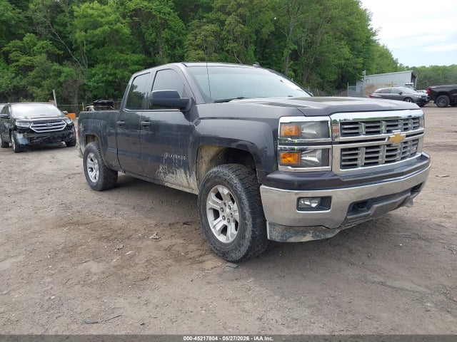 Salvage Chevrolet Silverado 1500 Image