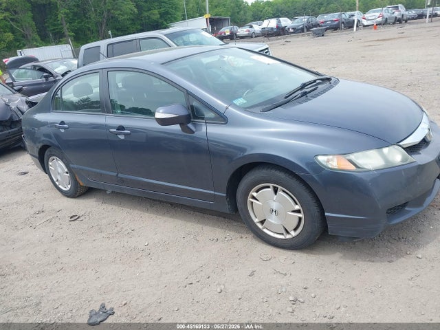 Salvage Honda Civic Image