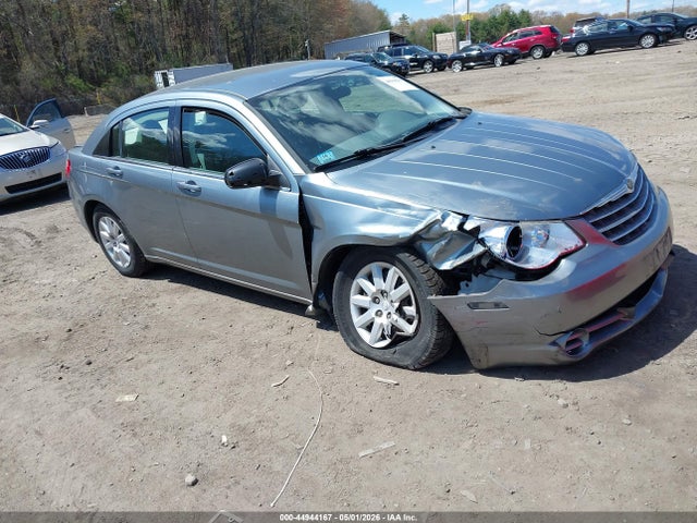 Salvage Chrysler Sebring Image