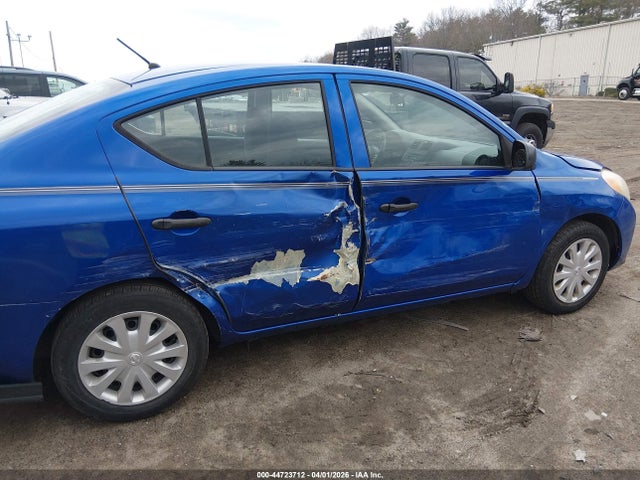 Nissan Versa 1.6 S+