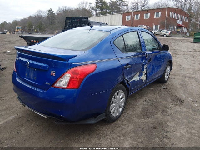Nissan Versa 1.6 S+