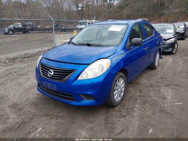 Nissan Versa 1.6 S+