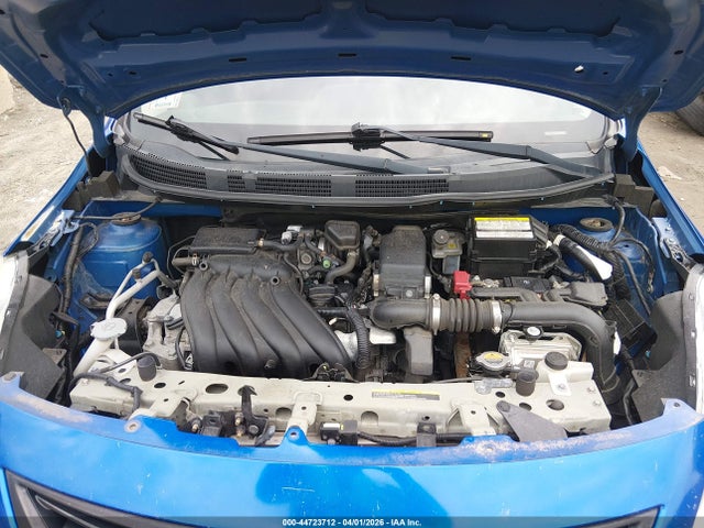 Nissan Versa 1.6 S+