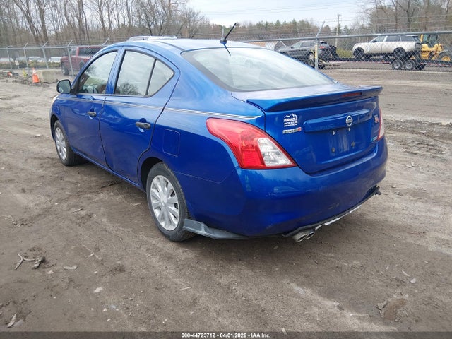 Nissan Versa 1.6 S+