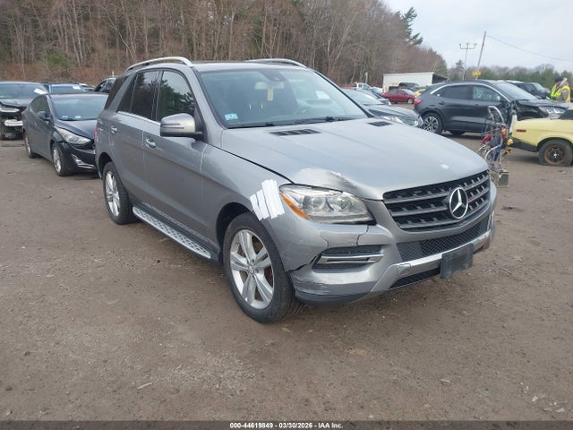 Salvage Mercedes-Benz M-Class Image