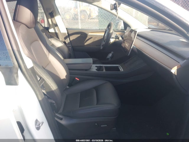 Tesla Model Y Long Range Dual Motor All-wheel Drive