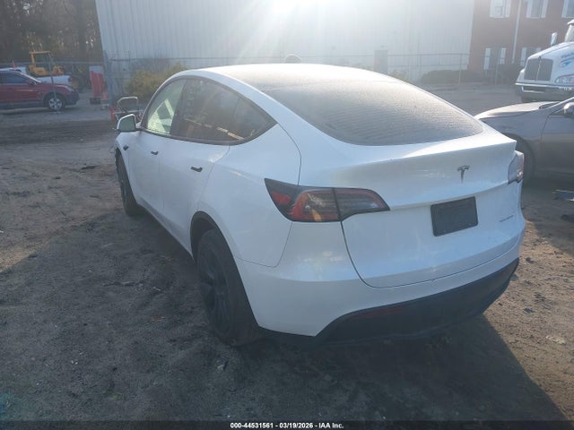 Tesla Model Y Long Range Dual Motor All-wheel Drive